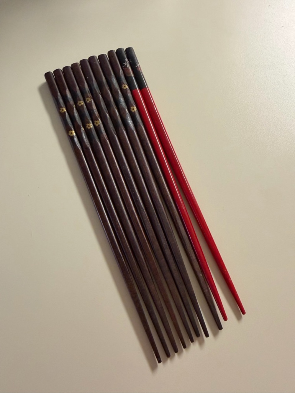 Set of Decorative Wooden Chopsticks in Dark Brown and Red